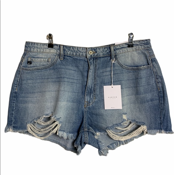 KanCan Pants - Kancan relaxed fit high rise shorts NWT
